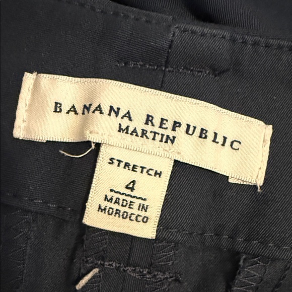 Banana Republic Navy Cuffed Culottes | Martin Fit Stretch | Size 4 | NWOT - Picture 4 of 5